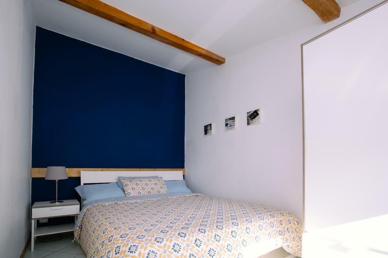 Apartamento 2 Pieces Avec Grande Terrasse - Centre De Tolón Exterior foto